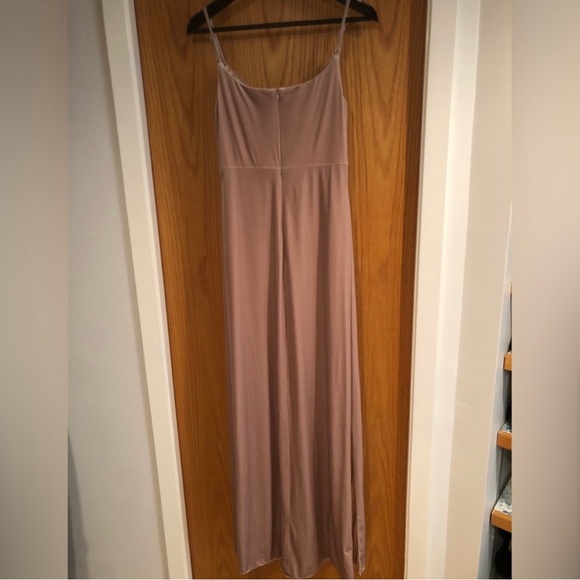 Revelry Champagne Skye Velvet Dress - FREE SHIPPING :) - Picture 6 of 6